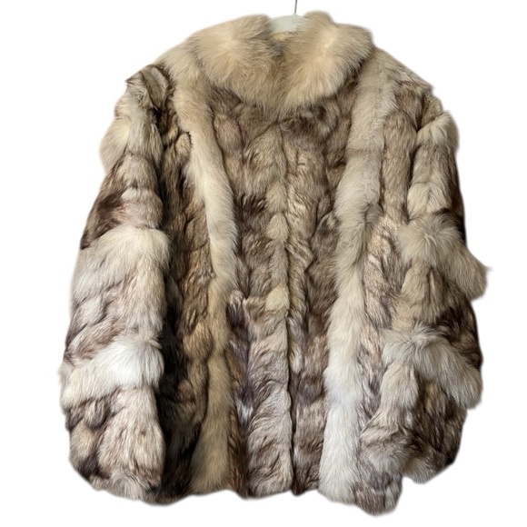 Saga Furs Jackets & Blazers - SALE! Saga Furs Blue Fox Fur Coat Medium Short Cut Dolman Sleeve Natural Fox Fur
